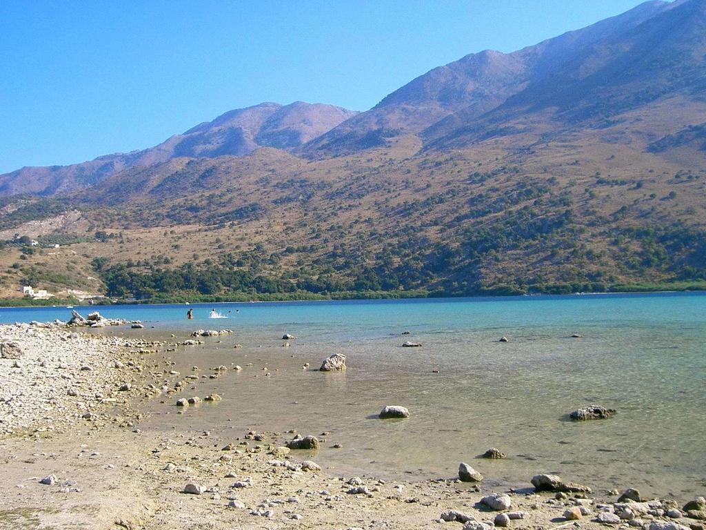 Mouríon Lake Villas II מראה חיצוני תמונה