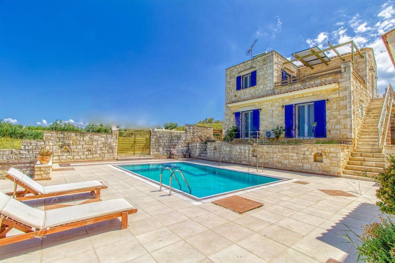 Mouríon Lake Villas II מראה חיצוני תמונה