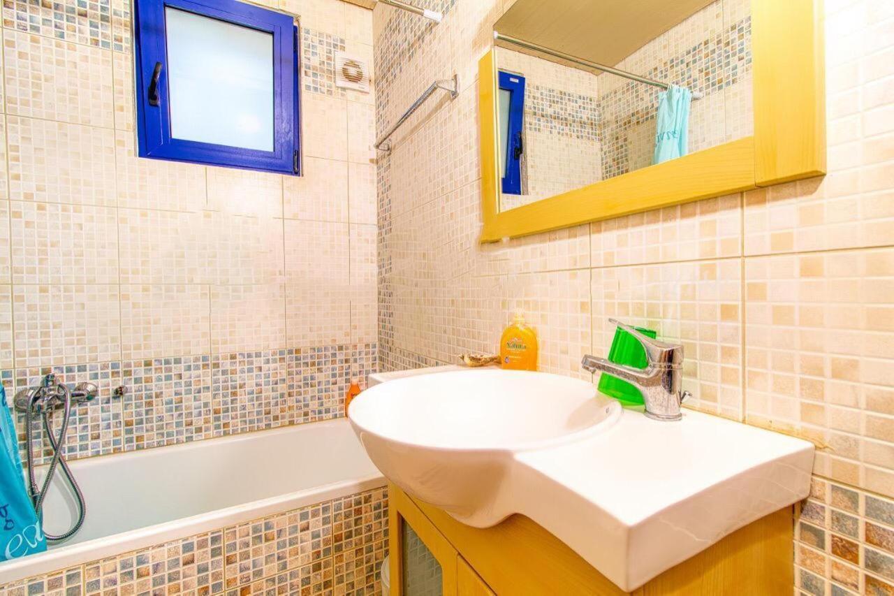 Mouríon Lake Villas II מראה חיצוני תמונה